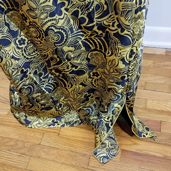 Black And Gold Sleeveless Floral Slip Maxi Nightgown - Picture 6 of 8